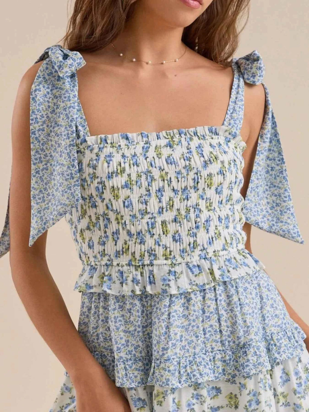 Bloom & Tie – Robe d’Été à Épaules Nouées