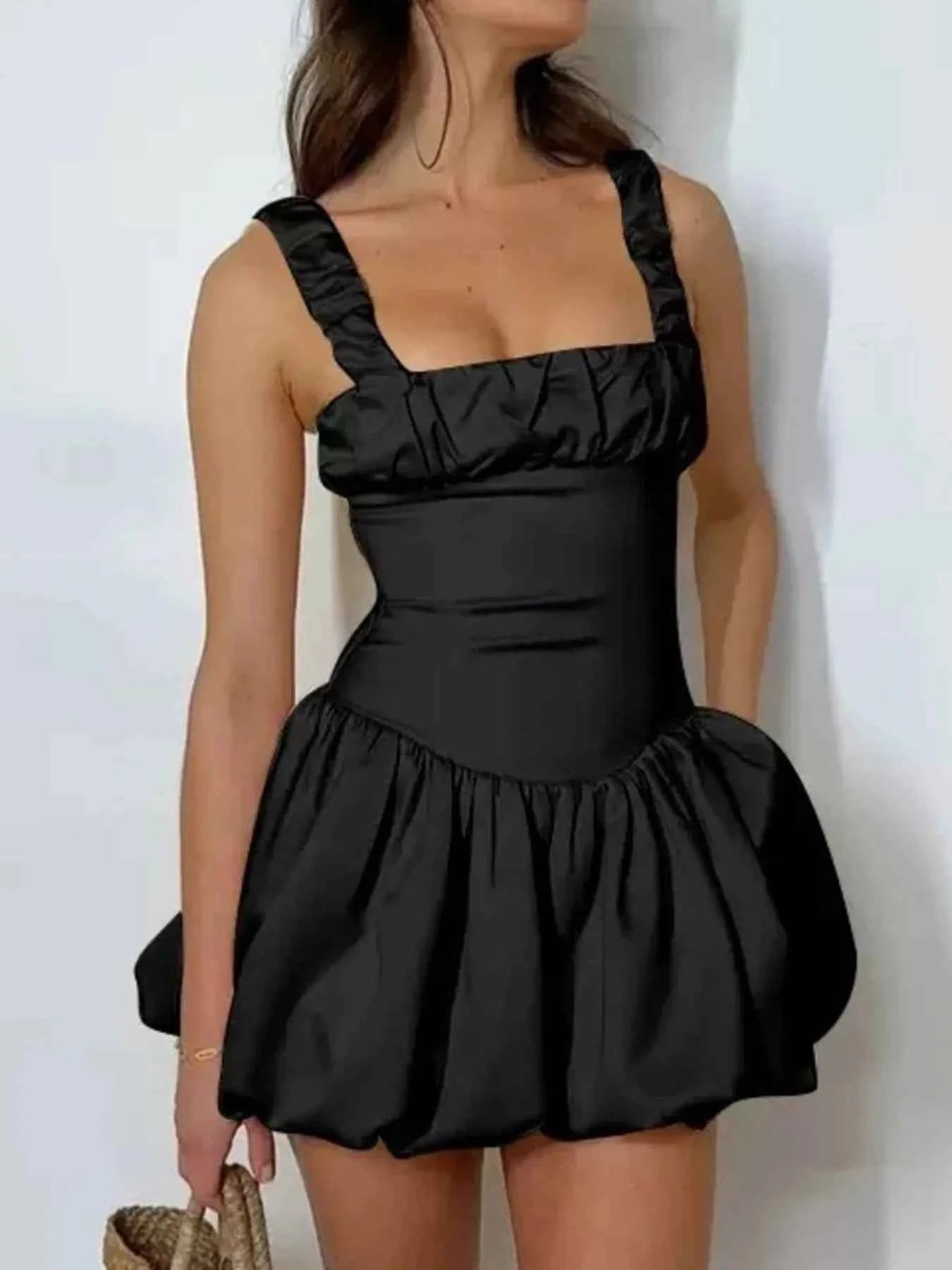 Bubble Charm – Robe Mini à Ourlet Froncé