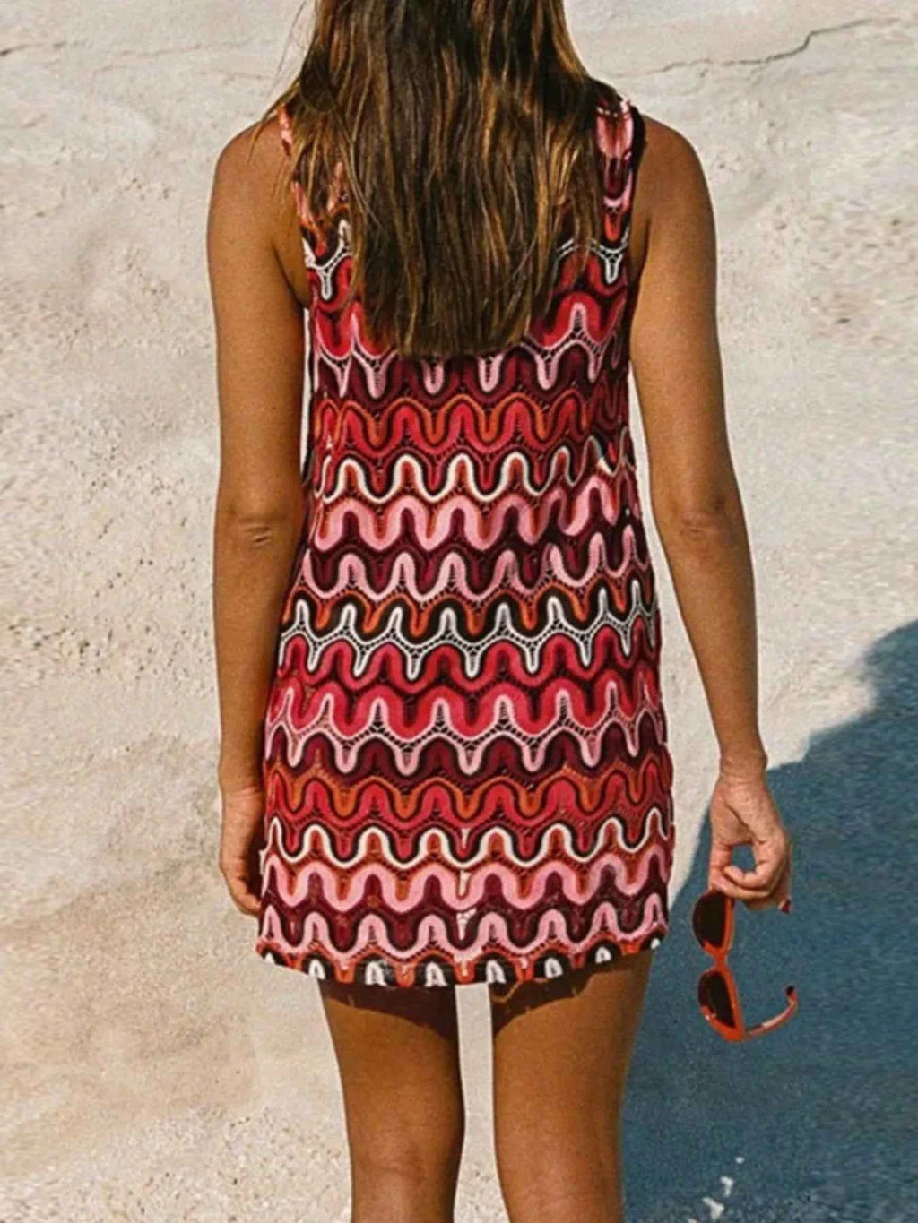 Printed Ease – Robe Sans Manches à Col Rond & Imprimé Graphique