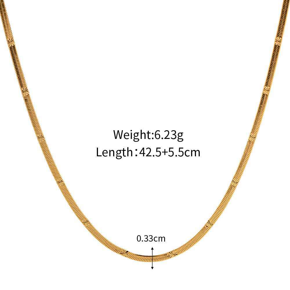 Ensemble Croix Précieuse – Symbole raffiné en Or 18K et gemmes étincelantes