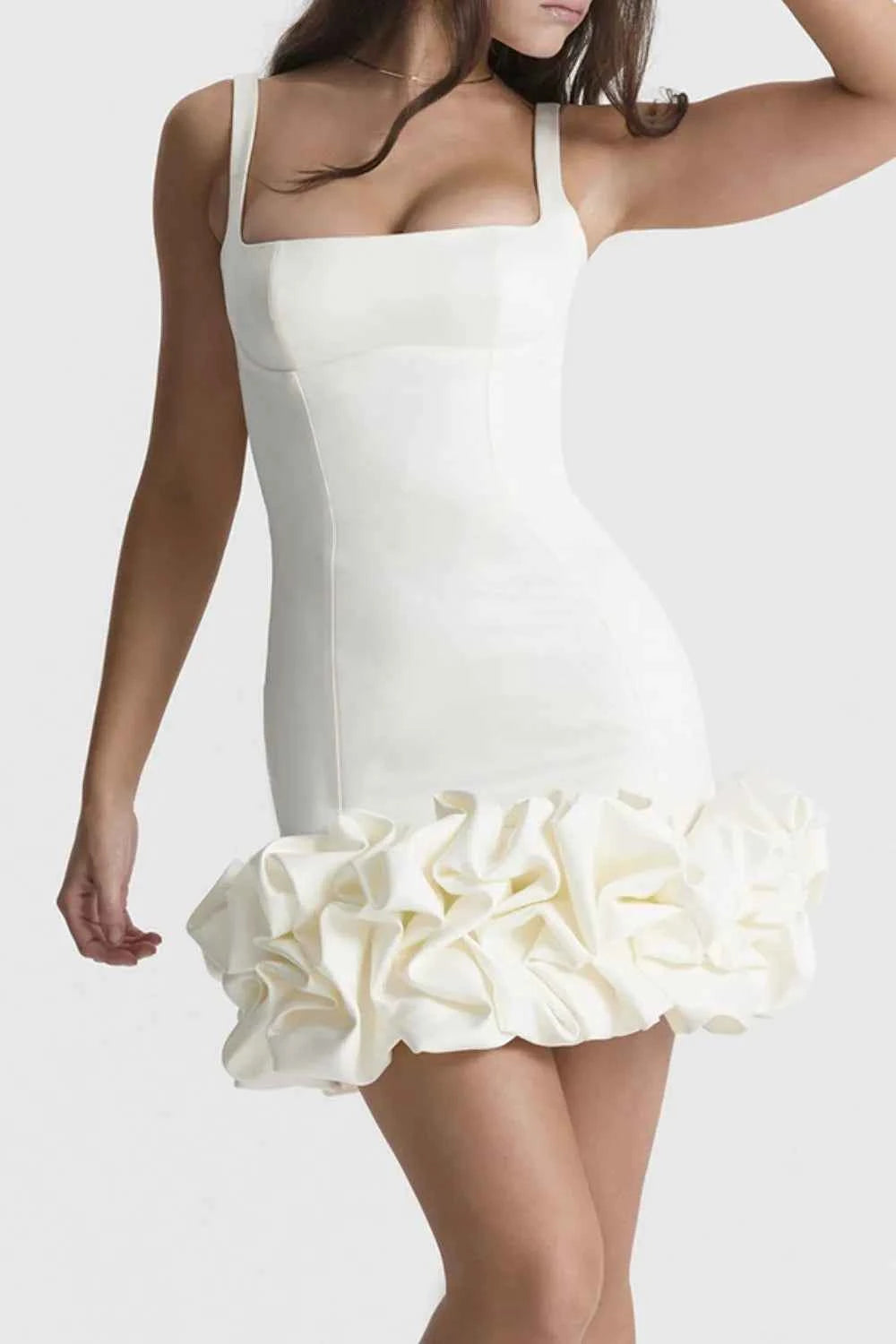 Charme Ruché – Silhouette Carrée Féminine